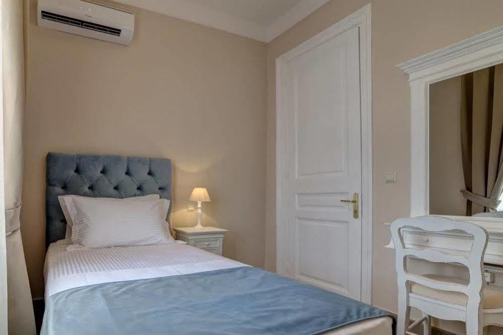 Home & Art Suites Athens Exterior photo